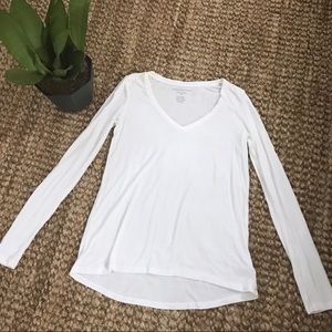 🦅American Eagle ‘All The Feels’ long sleeve🦅